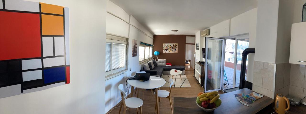 Penthouse Stan 80M2, Terasa 36M2, Garaza... Centar Banja Luke - Gradski Park บันยาลูกา ภายนอก รูปภาพ
