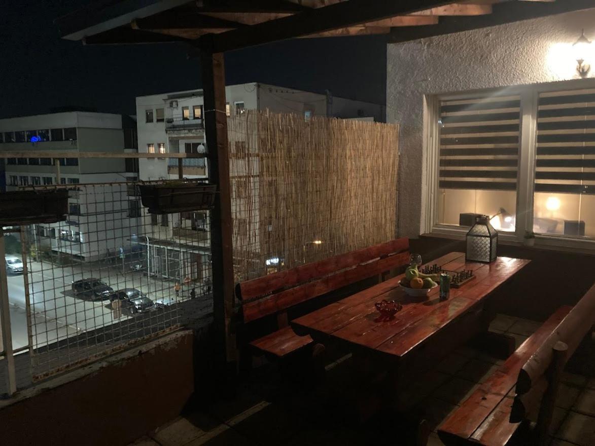 Penthouse Stan 80M2, Terasa 36M2, Garaza... Centar Banja Luke - Gradski Park บันยาลูกา ภายนอก รูปภาพ